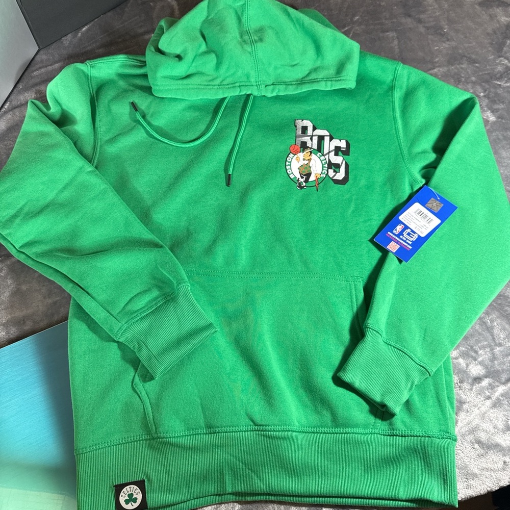 Boston Celtics Full Back Hoodie NWT Men’s Small